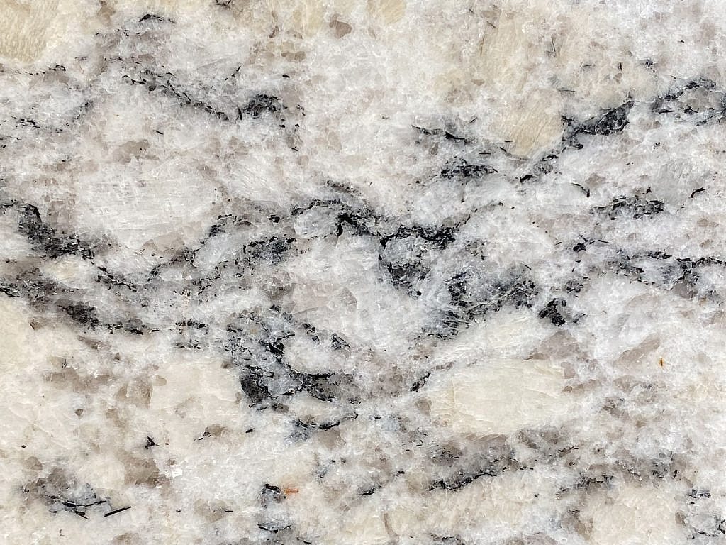 Fine Delicatus Granite Stone Slabs and Countertops