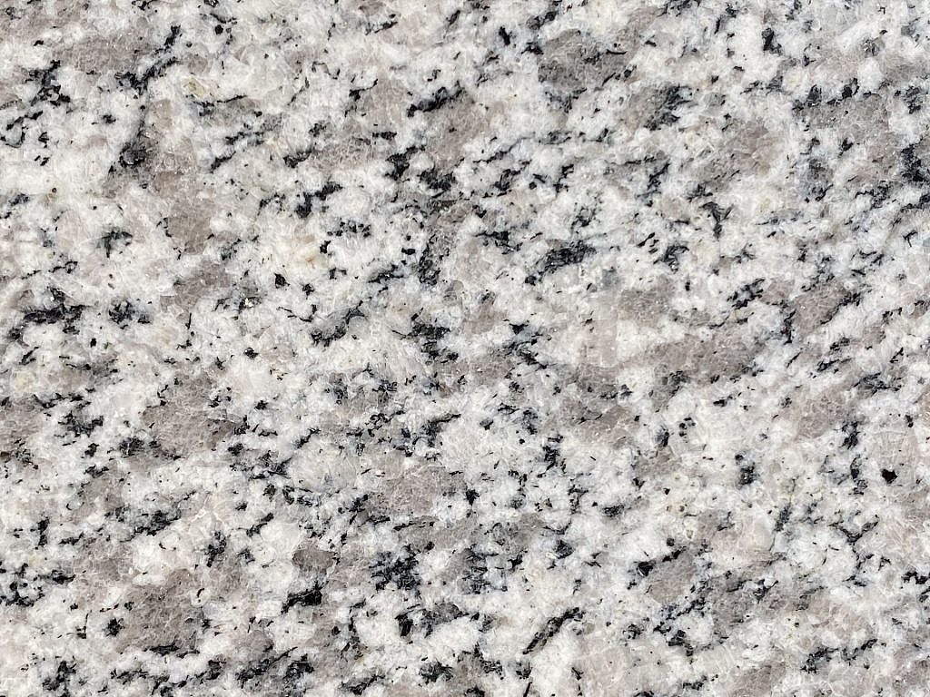 Favored G621 New Silver Blush Granite Stone Slabs and Countertops